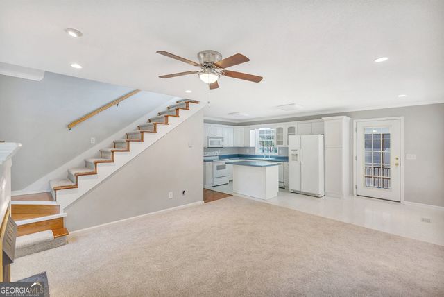 104 Lakehill Road, Fair Play, SC 29643