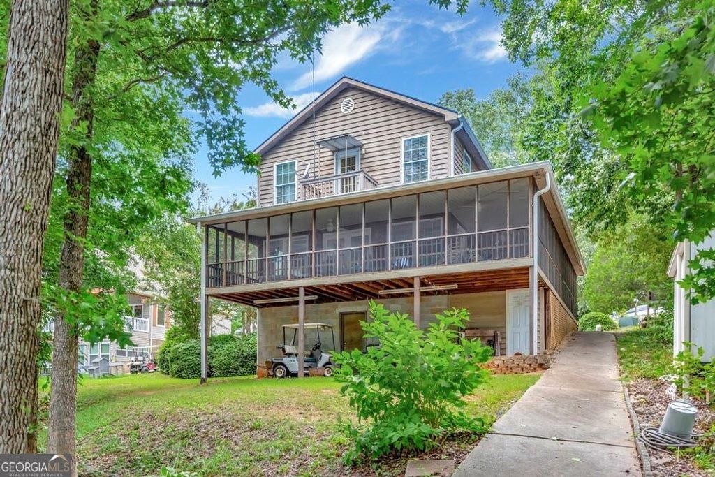 104 Lakehill Road, Fair Play, SC 29643