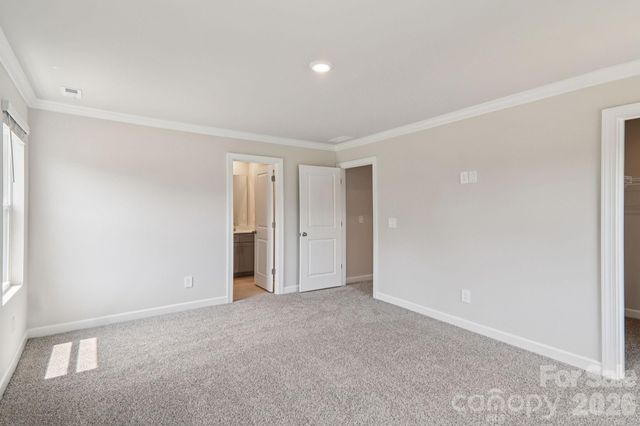 8216 Hidden Springs Trail, Charlotte, NC 28216