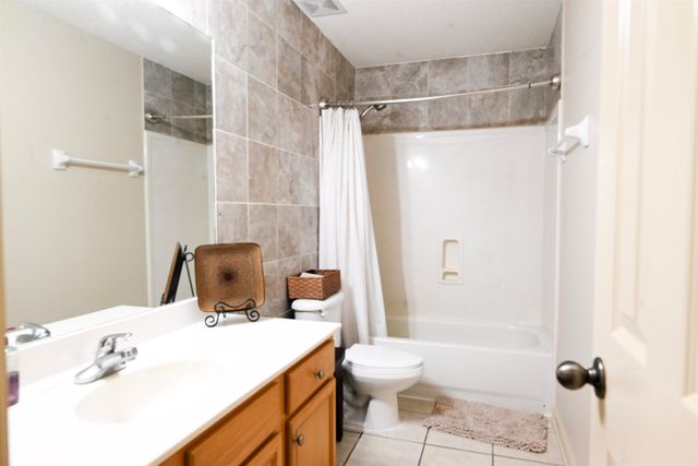 6437 INNISWOOD DR, Bartlett, TN 38135
