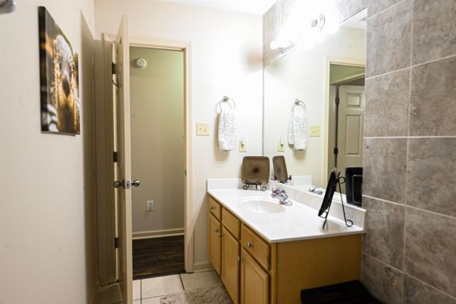 6437 INNISWOOD DR, Bartlett, TN 38135