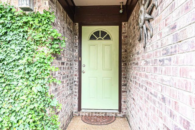 6437 INNISWOOD DR, Bartlett, TN 38135