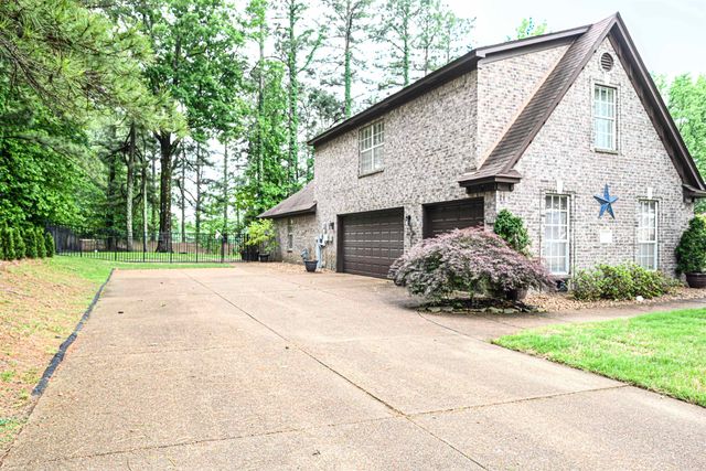 6437 INNISWOOD DR, Bartlett, TN 38135