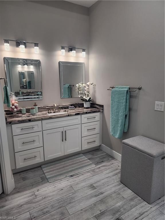 Image 14 of property listing at 3801 Kismet Lakes LN, Cape Coral, FL 33993