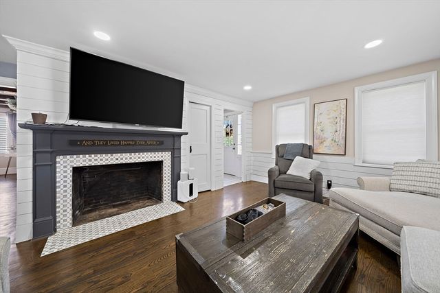 139 Washington Street, East Bridgewater, MA 02333