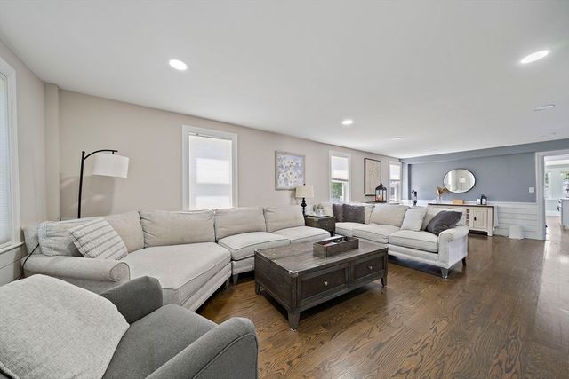 139 Washington Street, East Bridgewater, MA 02333