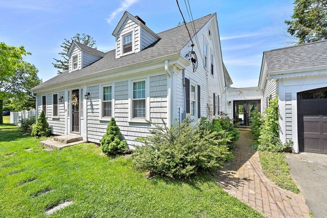 139 Washington Street, East Bridgewater, MA 02333