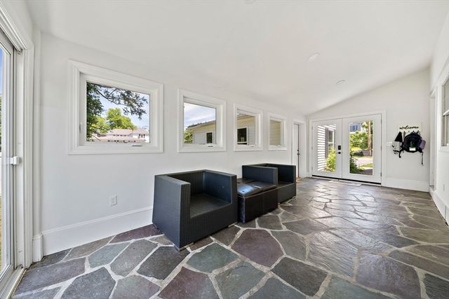 139 Washington Street, East Bridgewater, MA 02333