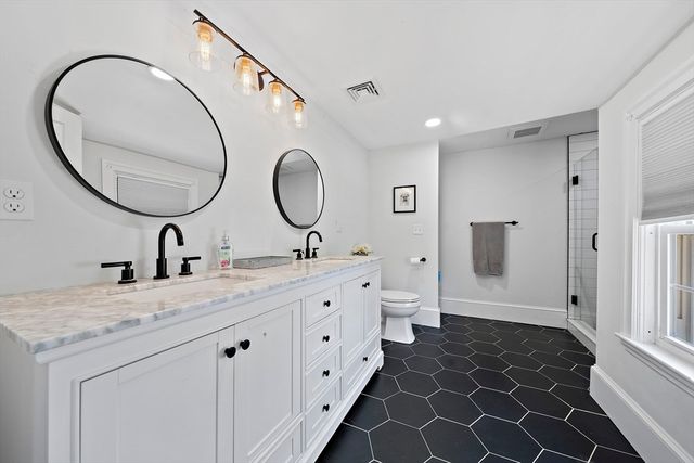 139 Washington Street, East Bridgewater, MA 02333