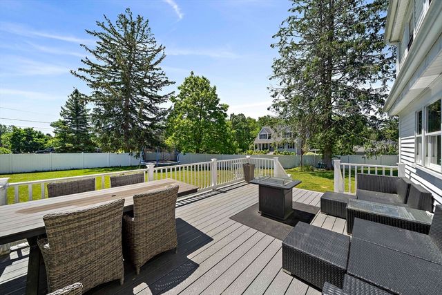 139 Washington Street, East Bridgewater, MA 02333