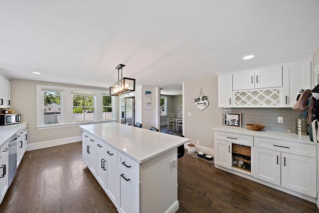139 Washington Street, East Bridgewater, MA 02333
