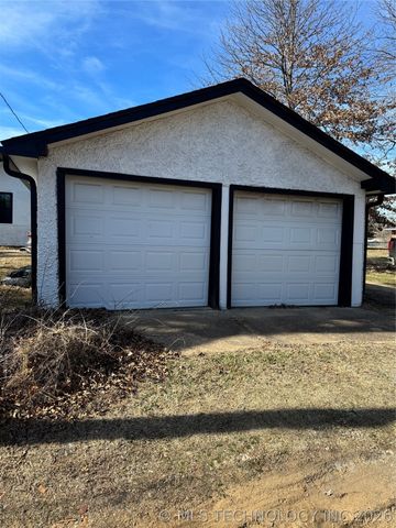 306 N 17th Street, Muskogee, OK 74401