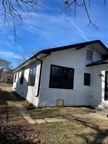 306 N 17th Street, Muskogee, OK 74401