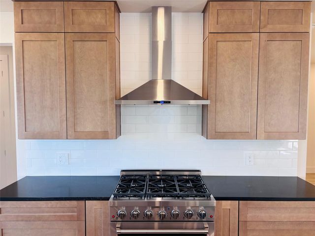 5024 Sophie Slansky Way, Sealy, TX 77474