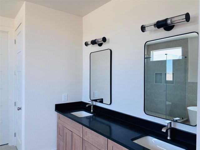 5024 Sophie Slansky Way, Sealy, TX 77474