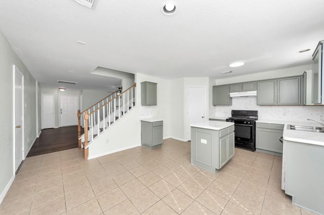 2610 Skyview Shadows Court, Houston, TX 77047