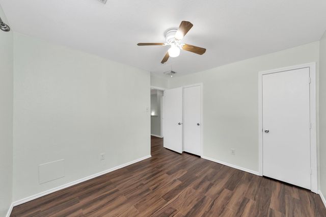 2610 Skyview Shadows Court, Houston, TX 77047