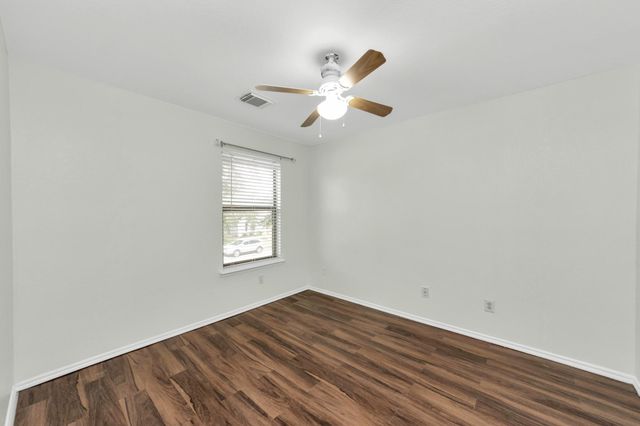 2610 Skyview Shadows Court, Houston, TX 77047