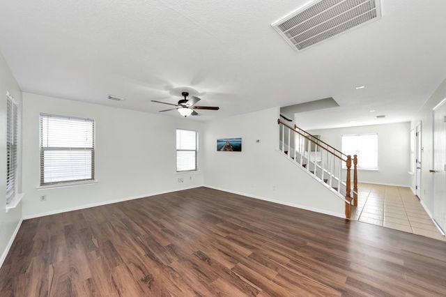 2610 Skyview Shadows Court, Houston, TX 77047