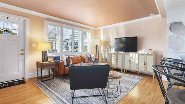 307 Avondale Dr, Franklin, TN 37064