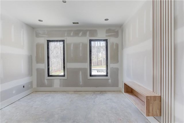 806 Riverside Road, Sugar Hill, GA 30518