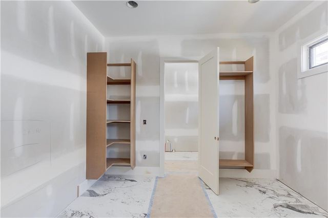 806 Riverside Road, Sugar Hill, GA 30518