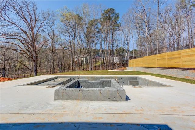 806 Riverside Road, Sugar Hill, GA 30518