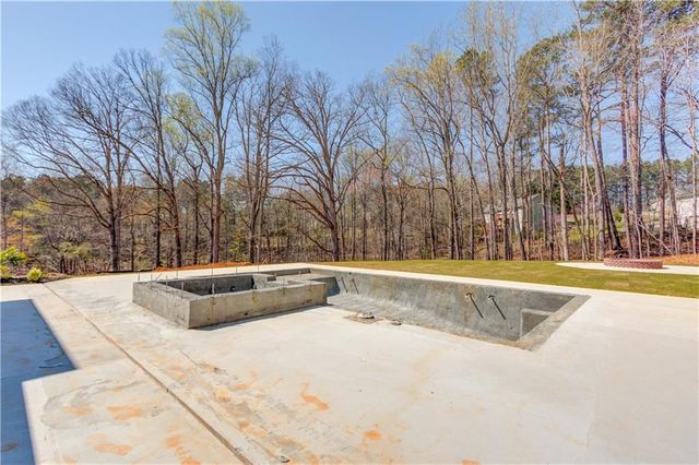 806 Riverside Road, Sugar Hill, GA 30518