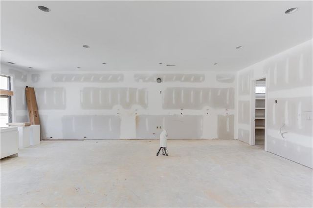 806 Riverside Road, Sugar Hill, GA 30518