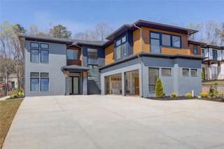 806 Riverside Road, Sugar Hill, GA 30518