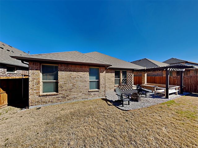 225 Palmerston Drive, Aledo, TX 76008