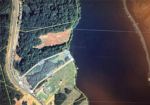 622 Lake Varner Drive, Covington, GA 30014