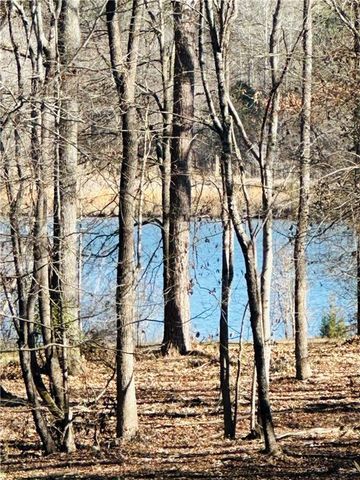 622 Lake Varner Drive, Covington, GA 30014