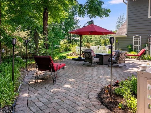 190 Passaic Ave, Roseland Boro, NJ 07068