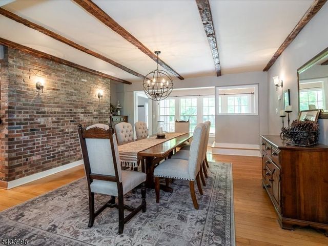 190 Passaic Ave, Roseland Boro, NJ 07068