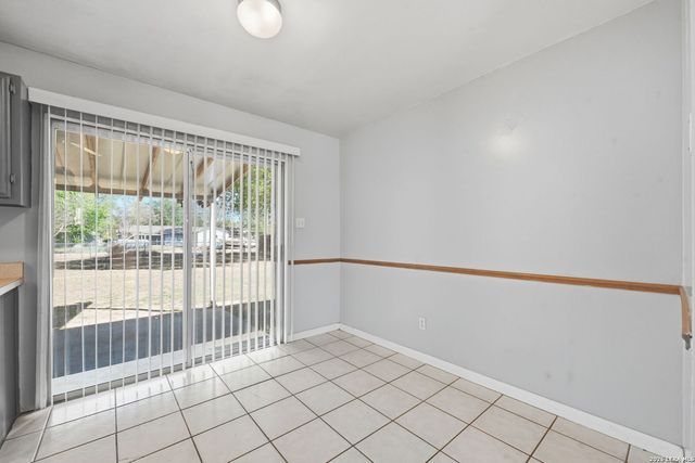 701 Aviation Ave, Schertz, TX 78154