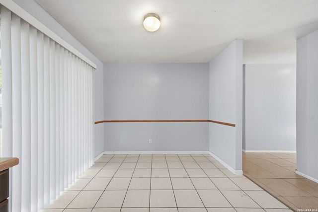 701 Aviation Ave, Schertz, TX 78154