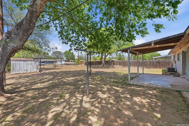 701 Aviation Ave, Schertz, TX 78154