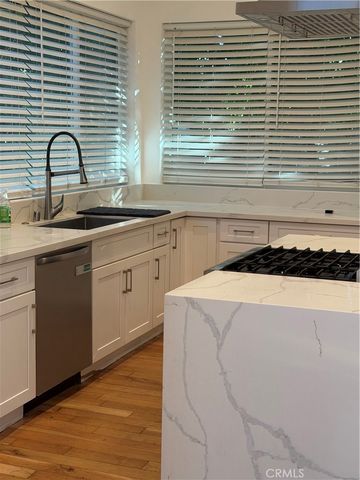 5501 Crebs, Tarzana, CA 91356