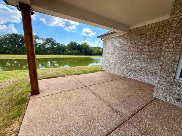 10283 LOUANNE DR, Collierville, TN 38017