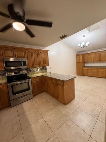 1723 Mariners Cove A, Fort Pierce, FL 34950