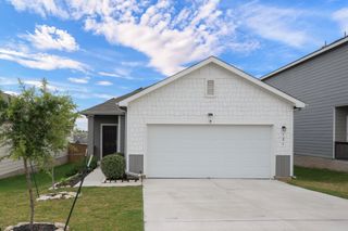 121 Comancheros RD, Jarrell, TX 76537
