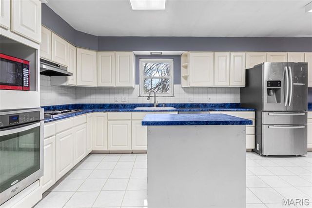 2721 Cindy Drive, Imperial, MO 63052