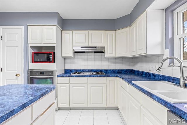 2721 Cindy Drive, Imperial, MO 63052