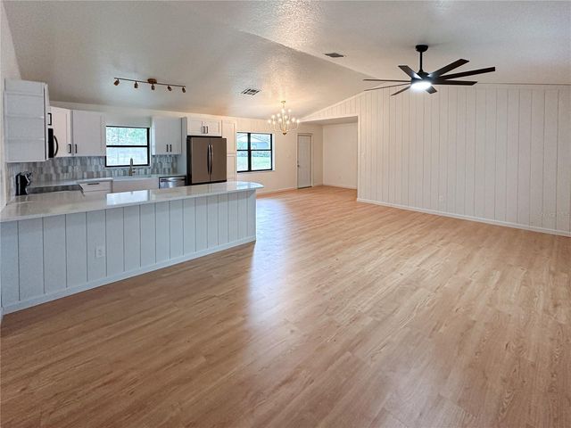 154 W LEWIS AVENUE, Apopka, FL 32712