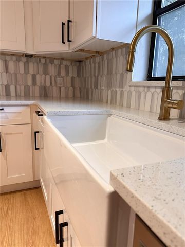 154 W LEWIS AVENUE, Apopka, FL 32712