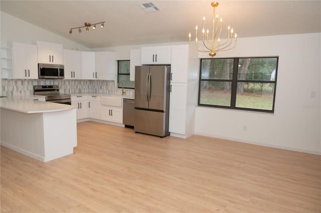 154 W LEWIS AVENUE, Apopka, FL 32712