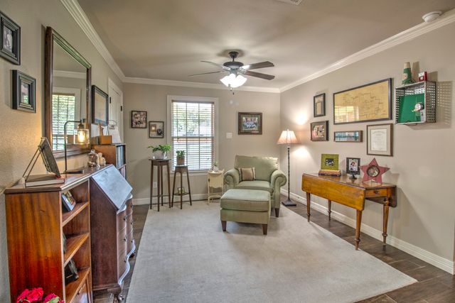 112 Sequoya Drive, Gainesville, TX 76240