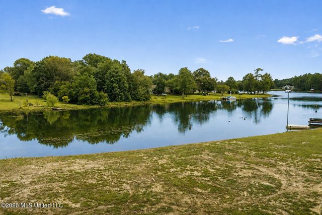 Twin Lakes Drive, Saucier, MS 39574