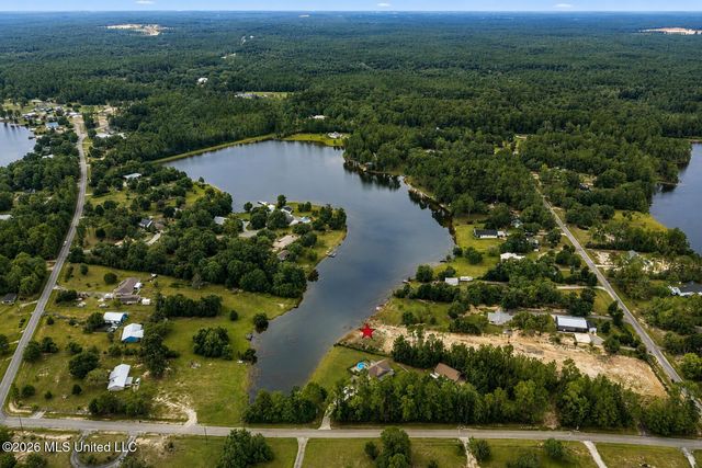 Twin Lakes Drive, Saucier, MS 39574